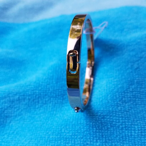 Coach Bangle Bracelet Hinged Rose Gold With Silver Coach Embossed Name Plate NWT - Picture 7 of 13